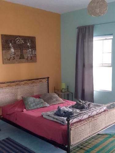 Djabraba's kaminhu Double in วิลา โนวา ซินตรา