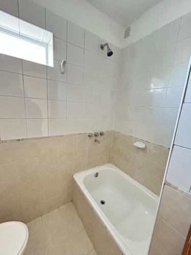 Depto de un dormitorio cerca boulevard oroño (Depto de un dormitorio cerca boulevard orono) in 알베르토 올메도