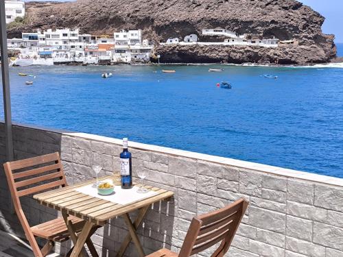 Ocean Attic Tufia, Telde
