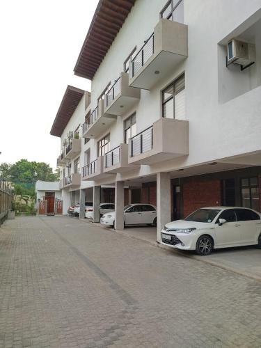 Eldorado Apartments 3BR Apart No F2P3