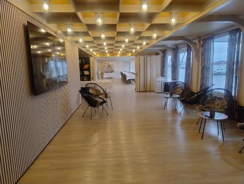 Holms Motel Larvik in Sandefjorda