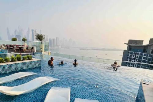 Azure Palm Jumeirah - main image