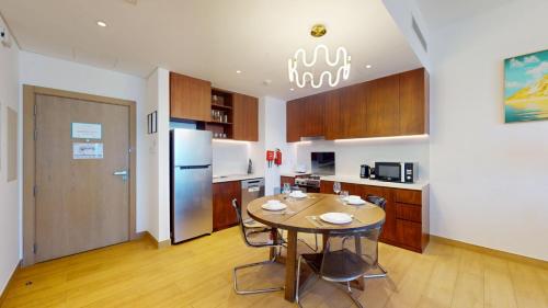 Locations l Upgraded 1 Bedroom l Sea Views, Beach Access l Port de La Mer, Dubaj (zdjęcie 5)