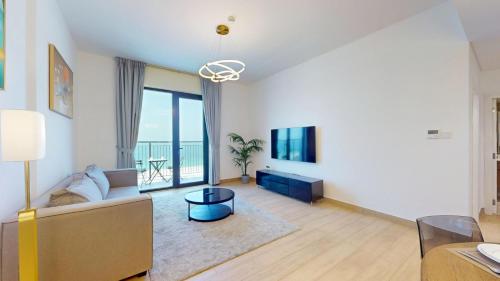 Locations l Upgraded 1 Bedroom l Sea Views, Beach Access l Port de La Mer, Dubaj (zdjęcie 7)