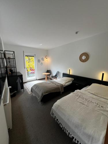Aparthotel Zur Linde - by Willms & Schömer eG (Aparthotel Zur Linde - by Willms & Schomer eG) in Euskirchen