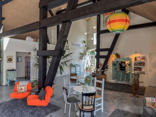 Seaside Retreat & Hotel in Stege