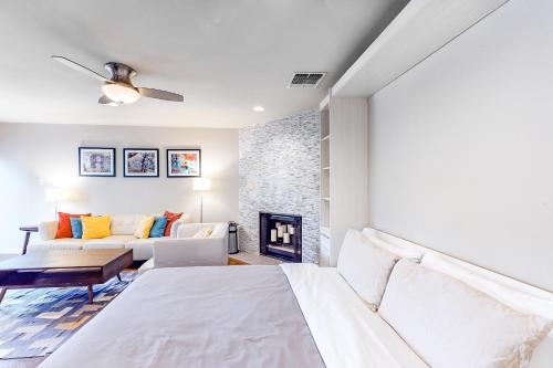 Encinal Condominiums in Austin, USA