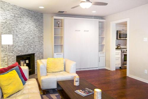 Encinal Condominiums in Austin, USA