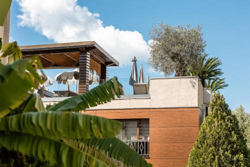 Sun Village Aparthotel 5
