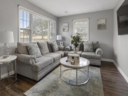 Stylish Memphis Home with Large Yard and Cozy Interior – khách sạn tại Đông Memphis