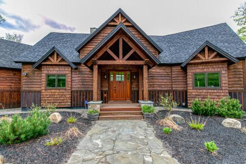 Mountain Estate - image 8