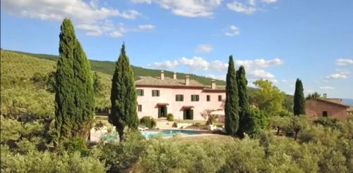 Dārzs, Residenze Il Convento Serra Alta in Folinjo