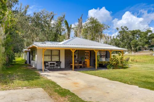 Less Than 1 Mi to Downtown Arcadia Tranquil Wooded Escape in Arcadia