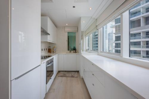 Modern Luxury Marina Stay with Ain Dubai View - Near JBR Beach, Dubaj (zdjęcie 8)