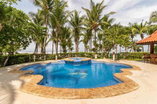 Rancho RachMare in Playa Coyote, a Beach Home!, Nandayure
