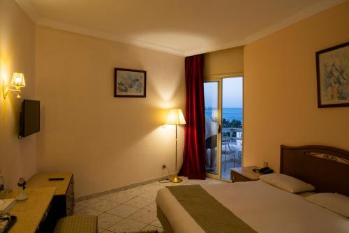 room detail thumbnail 0