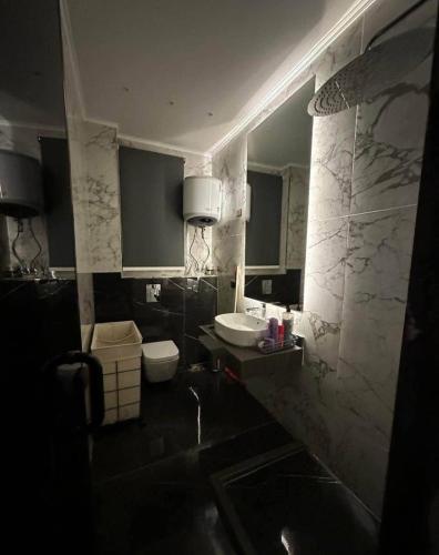 K Hotelkkk - image 3