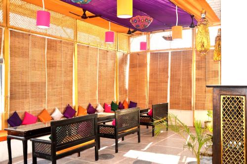 Étterem, La Casa Hotel in Birla Ghat