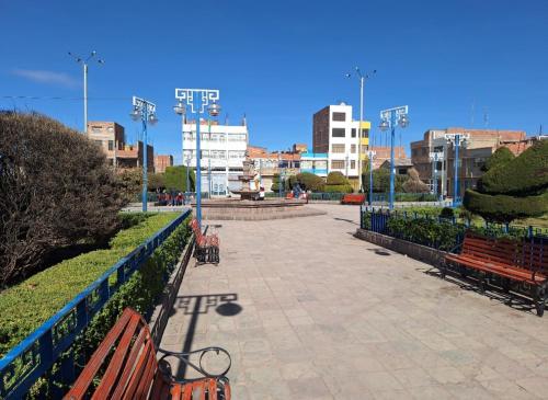 Hostal Santa Barbara in Chucuito