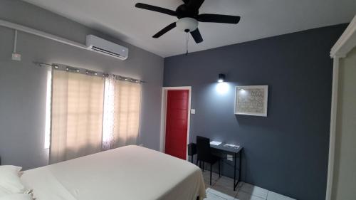 Rest Easy at Cunningham Suites #2, Ottleyʼs (foto 6)