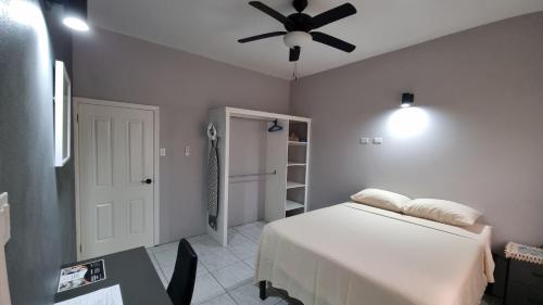 Rest Easy at Cunningham Suites #2, Ottleyʼs (foto 4)