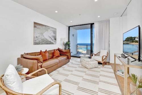Coastal Chic - Modern Retreat Newcastle Beach