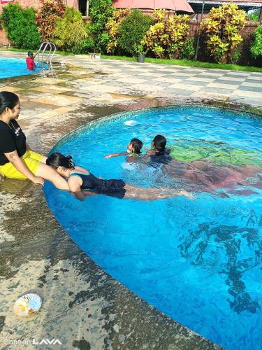 Nature's Nest HomeStay in Majali
