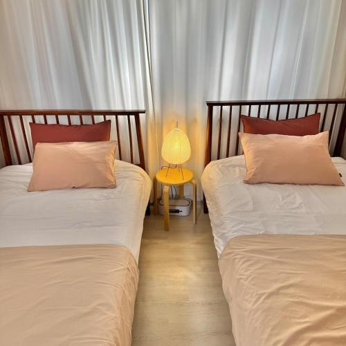 Two rooms 2F, 3mins Hapjeong Station, 4beds, Seul (foto 3)
