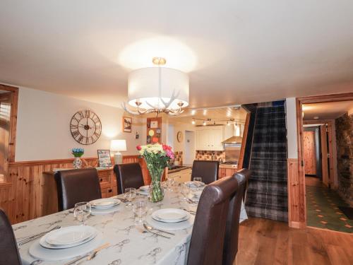 外部景觀, 83 Seatown in 卡倫