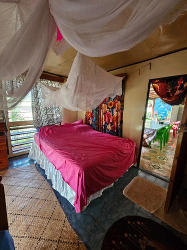 Стая за гости, Yavu room in Rakiraki Town