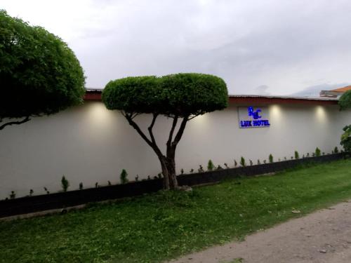 Buitenkant, RC LUX Hotel in Choluteca