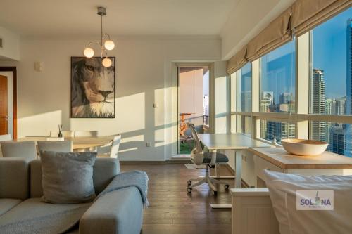 Waterfront 1BR Apartment At Heart of Dubai Marina, Dubai (Foto 9)