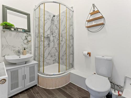 The Goldsmith 3BR Apt, Birmingham JQ with Parking, Бирмингем (фото 8)