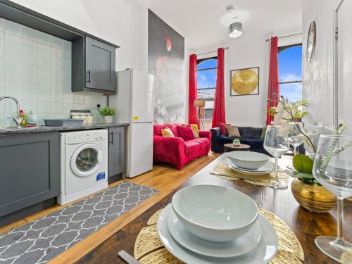 The Goldsmith 3BR Apt, Birmingham JQ with Parking, Бирмингем (фото 4)