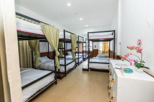 Nisa hostel in Rives du Xe Don
