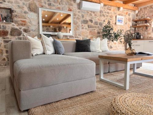 Casa Rustivéra - Island Hvar (Casa Rustivera - Island Hvar) in Vrbanj
