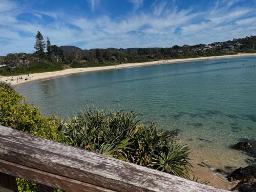 Beach Vibes Accommodation in Scotts Head