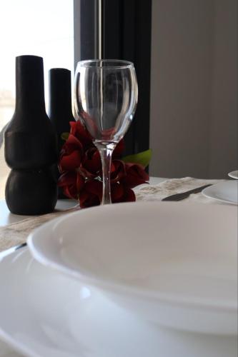 Porto Piraeus Suites Near Maniatika Metro Station-A1 in ไพเรียส