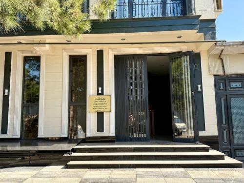 Velaris DreamCrown - Tashkent