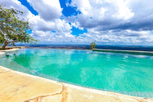 PUMZIKA-TU Shimba hills , Diani in โกลินี