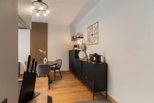 Cozy Terrace & Free Parking in the Heart of Riga in Észak-Riga