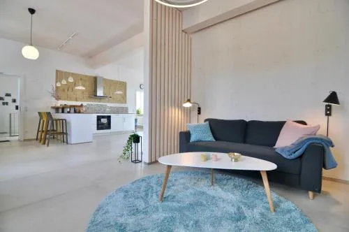 Alte Schule mit moderner Wohnung - Die Lesestube in Baustert, Deutschland