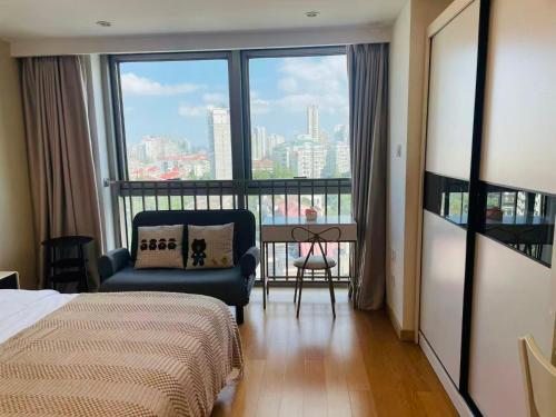 Shanghai Lerongju Boutique Apartment Metro Line 8 20meter, Shanghai (photo 10)