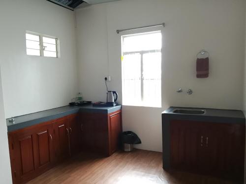 Kitchen, Spring Grove B&B in Thadlaskein