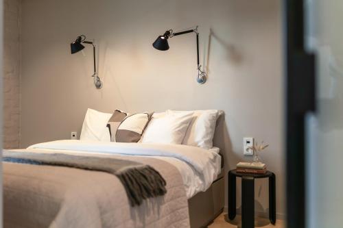 1 sofa bed