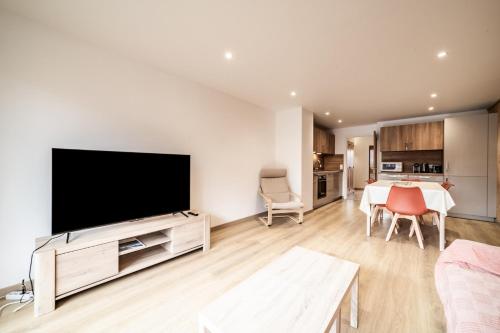 CHEVRULS A6 : Apt 2 chambres au centre - image 2