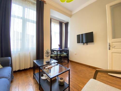 Charming Vintage 3BR in the Heart of Beyoğlu, Estambul (foto 10)