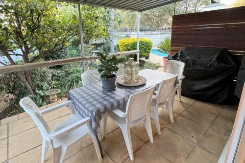 Cottage - Sleeps 4 - Pet friendly - Pool - Parking, Johannesburg (foto 6)