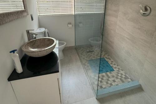Cottage - Sleeps 4 - Pet friendly - Pool - Parking, Johannesburg (foto 8)