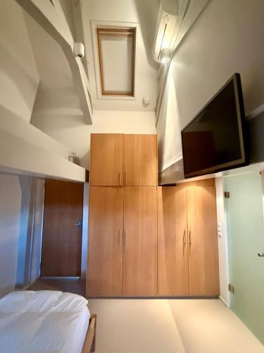 Two bedrooms Central Amsterdam Penthouse, Amsterdam (photo 10)